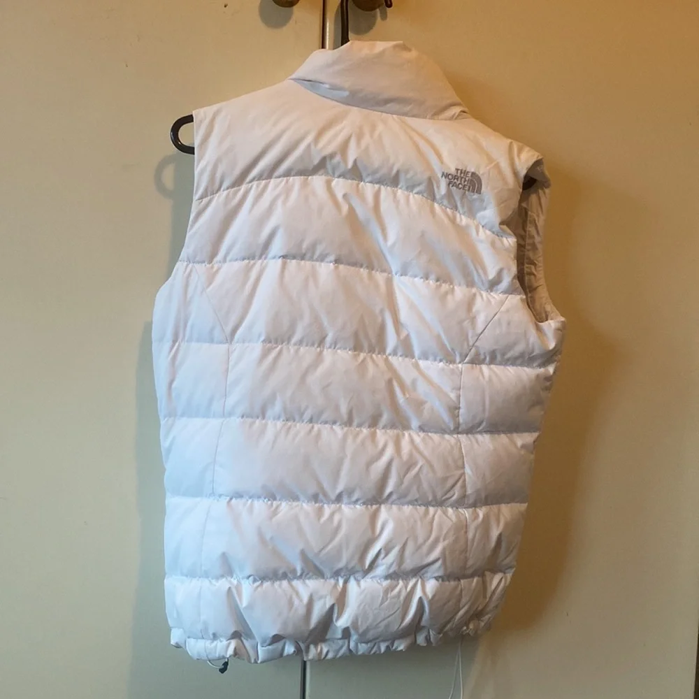 The North Face size 8 Vest - Picture 4 of 4